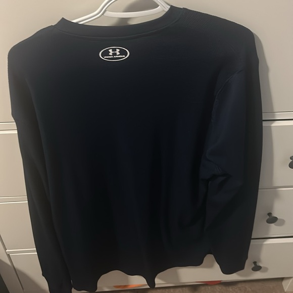 Under armour blue Henley long sleeve shirt XL
Worn 3 times too big - Picture 4 of 4